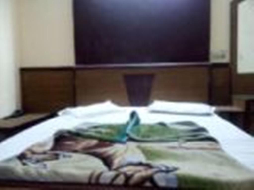 Hotel Hans International New Delhi Værelse billede