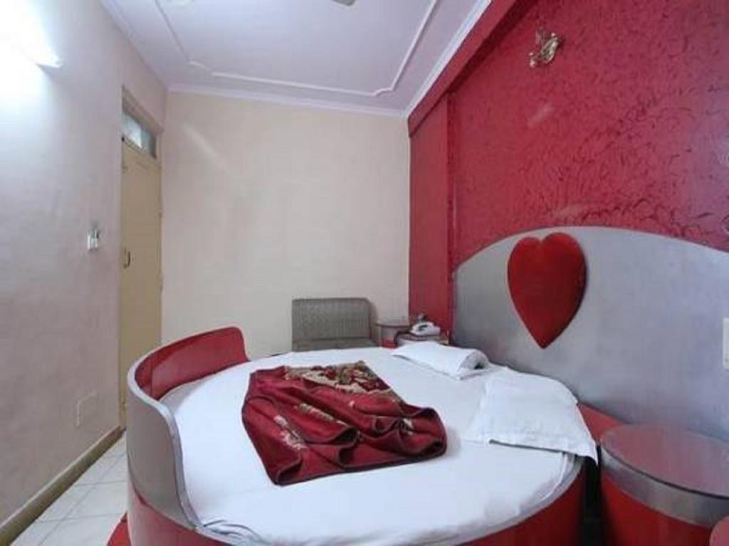 Hotel Hans International New Delhi Værelse billede